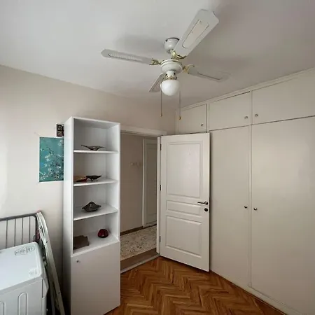 Flat W/ Refreshing View Apartment *