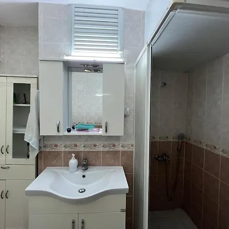 Apartment Flat W/ Refreshing View